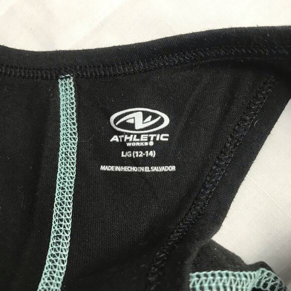 Athletic works - Picture 9 of 9